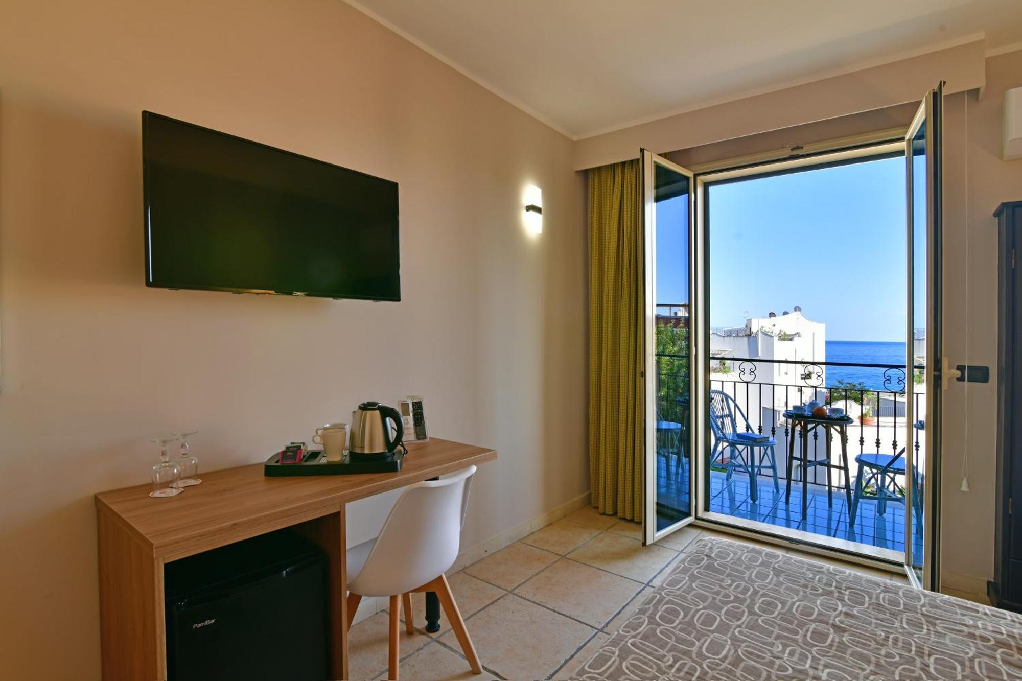 Hotel & Apartments Villa Linda Джардини-Наксос Экстерьер фото