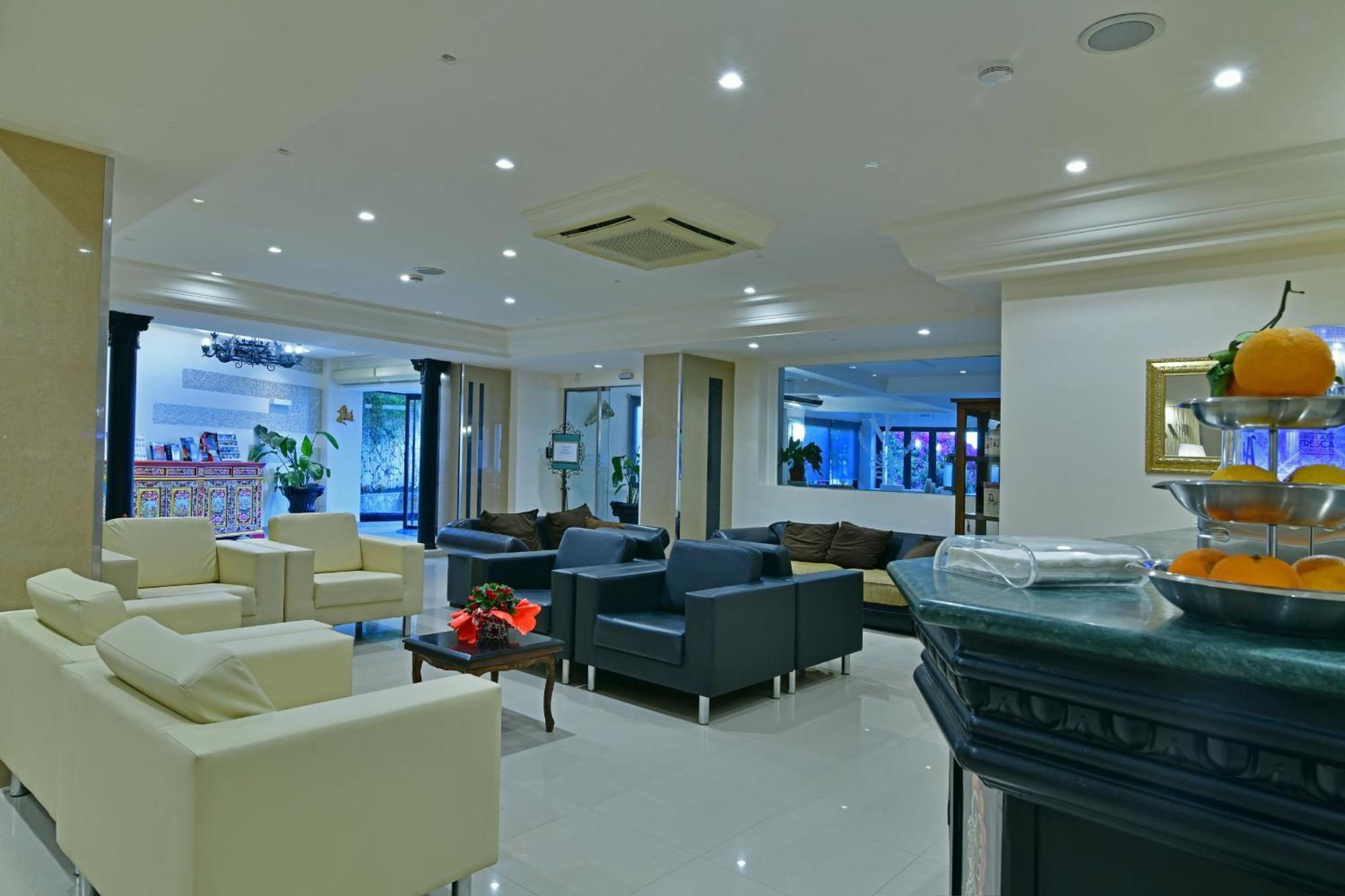 Hotel & Apartments Villa Linda Джардини-Наксос Экстерьер фото