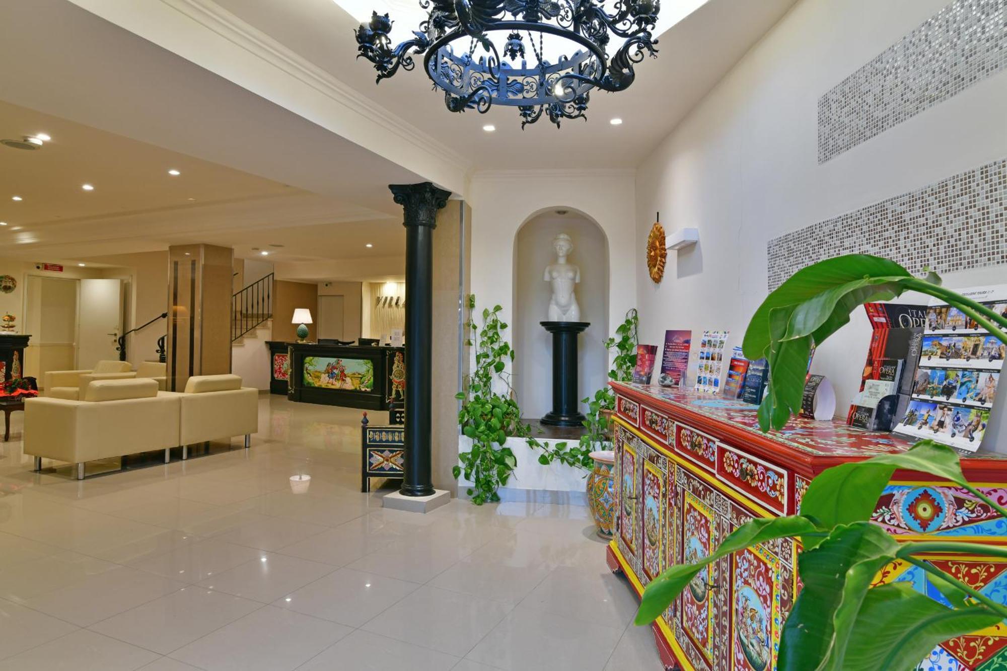 Hotel & Apartments Villa Linda Джардини-Наксос Экстерьер фото