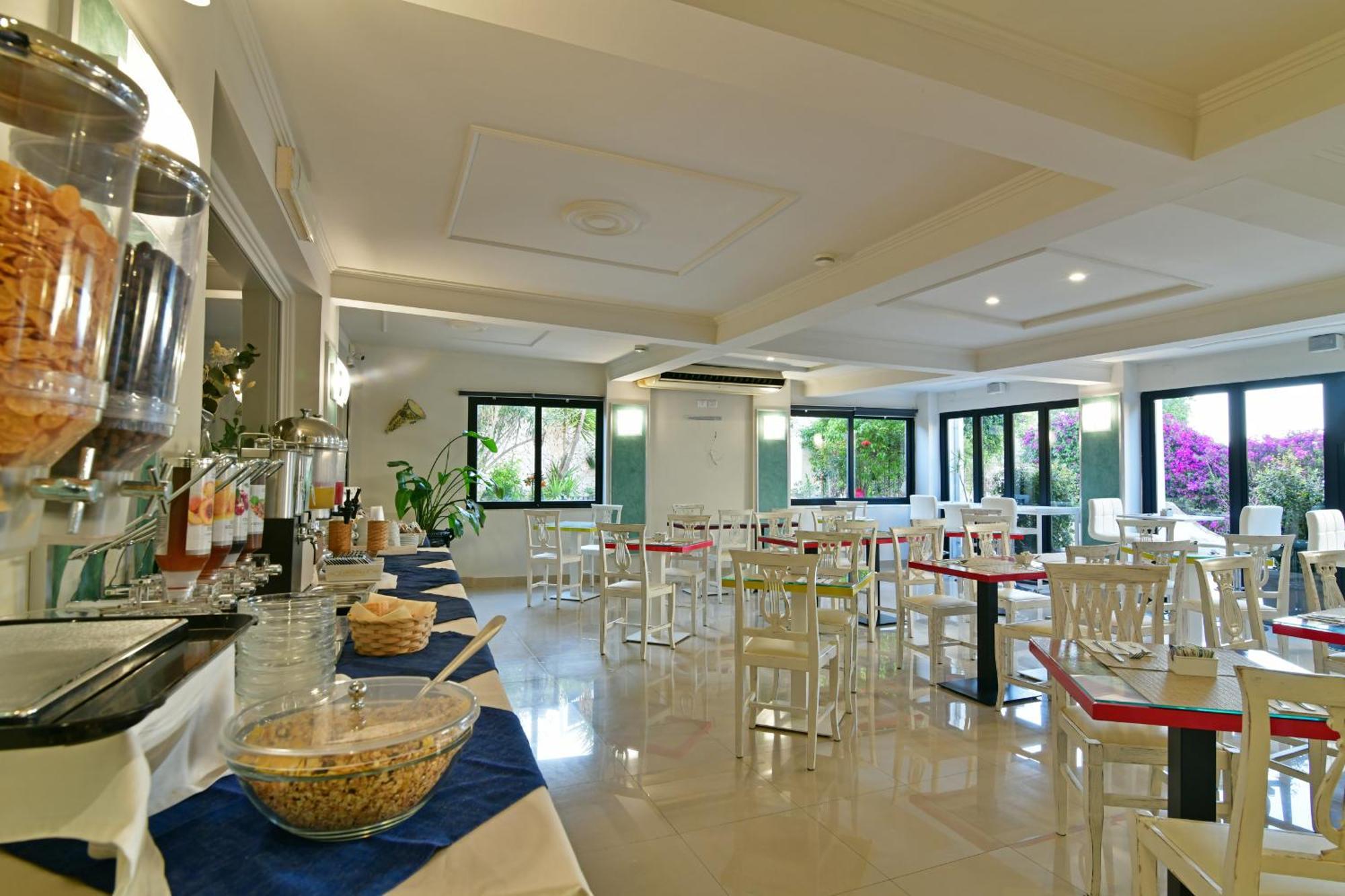 Hotel & Apartments Villa Linda Джардини-Наксос Экстерьер фото