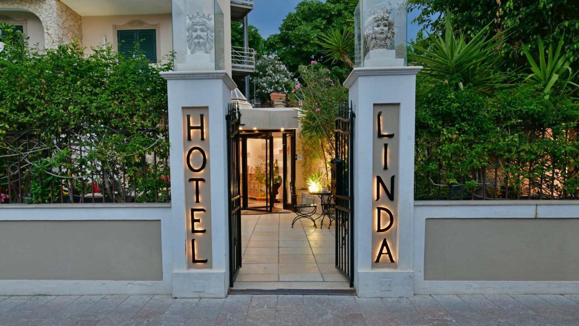 Hotel & Apartments Villa Linda Джардини-Наксос Экстерьер фото